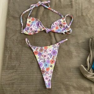 Frankie’s bikini set